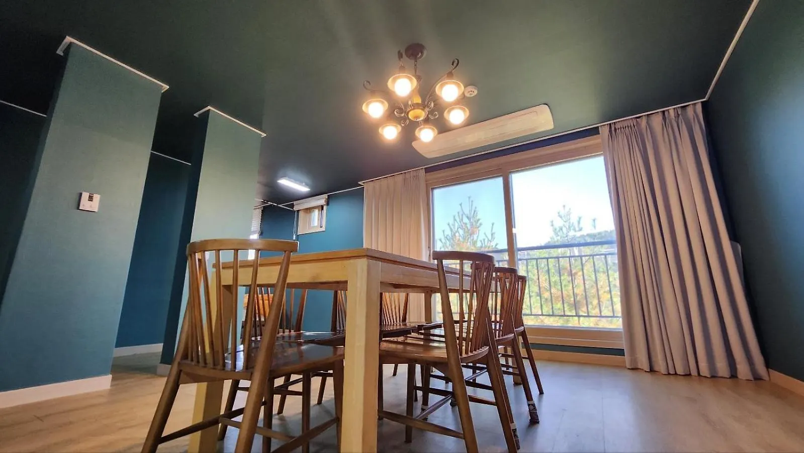 A Bridge House 1-C Hotel Incheon Guest house