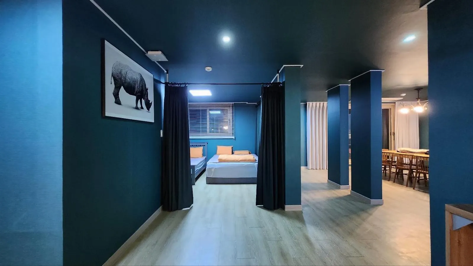 A Bridge House 1-C Hotel Incheon Guest house
