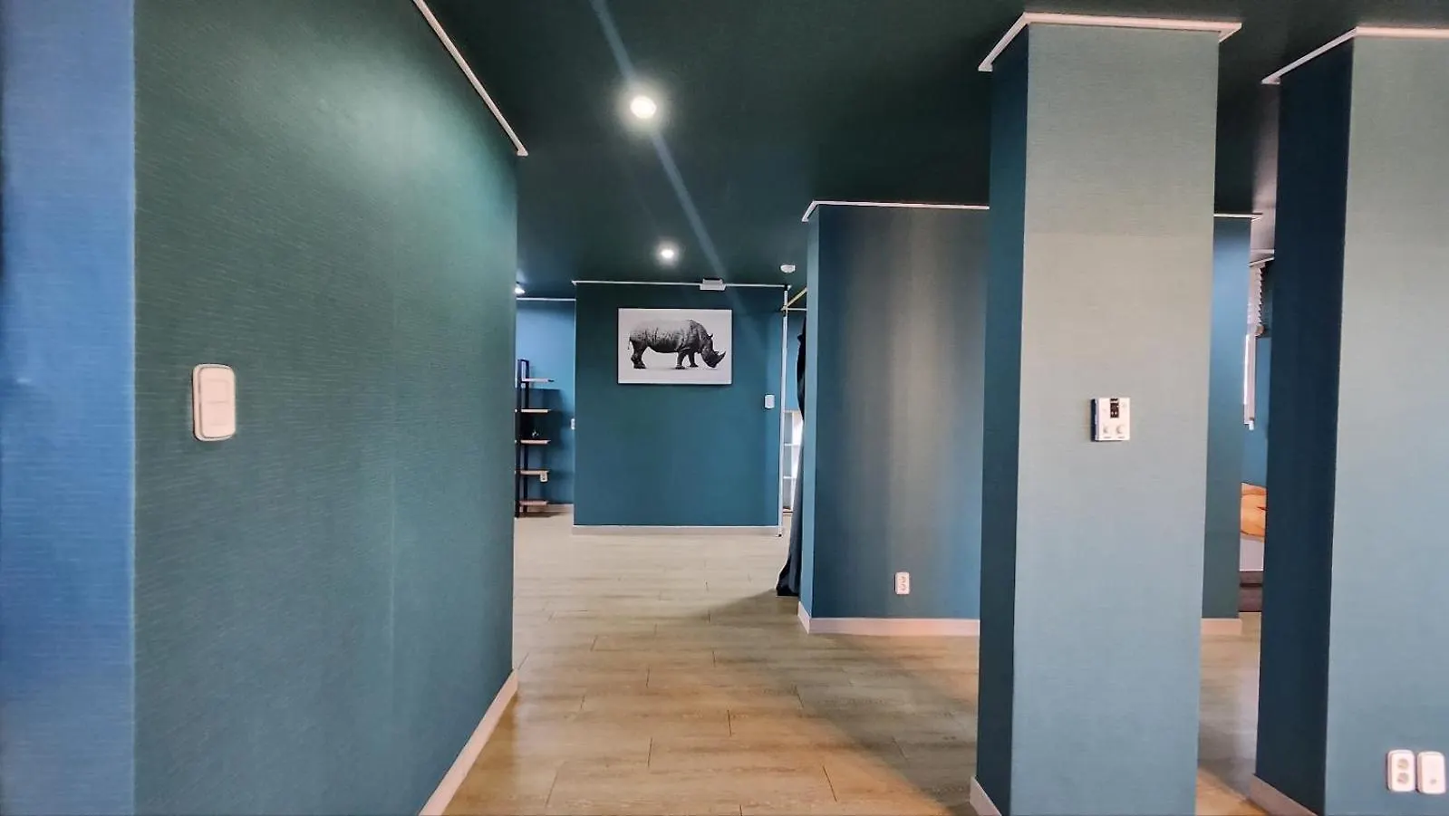 A Bridge House 1-C Hotel Incheon 4*,