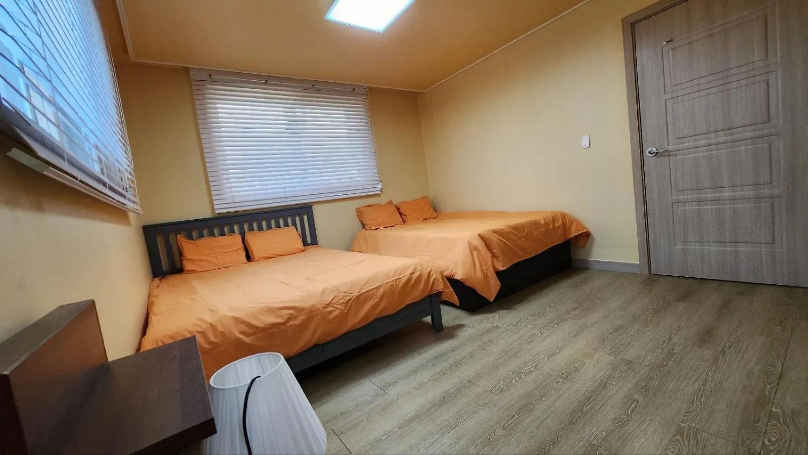 A Bridge House 1-C Hotel Incheon Guest house