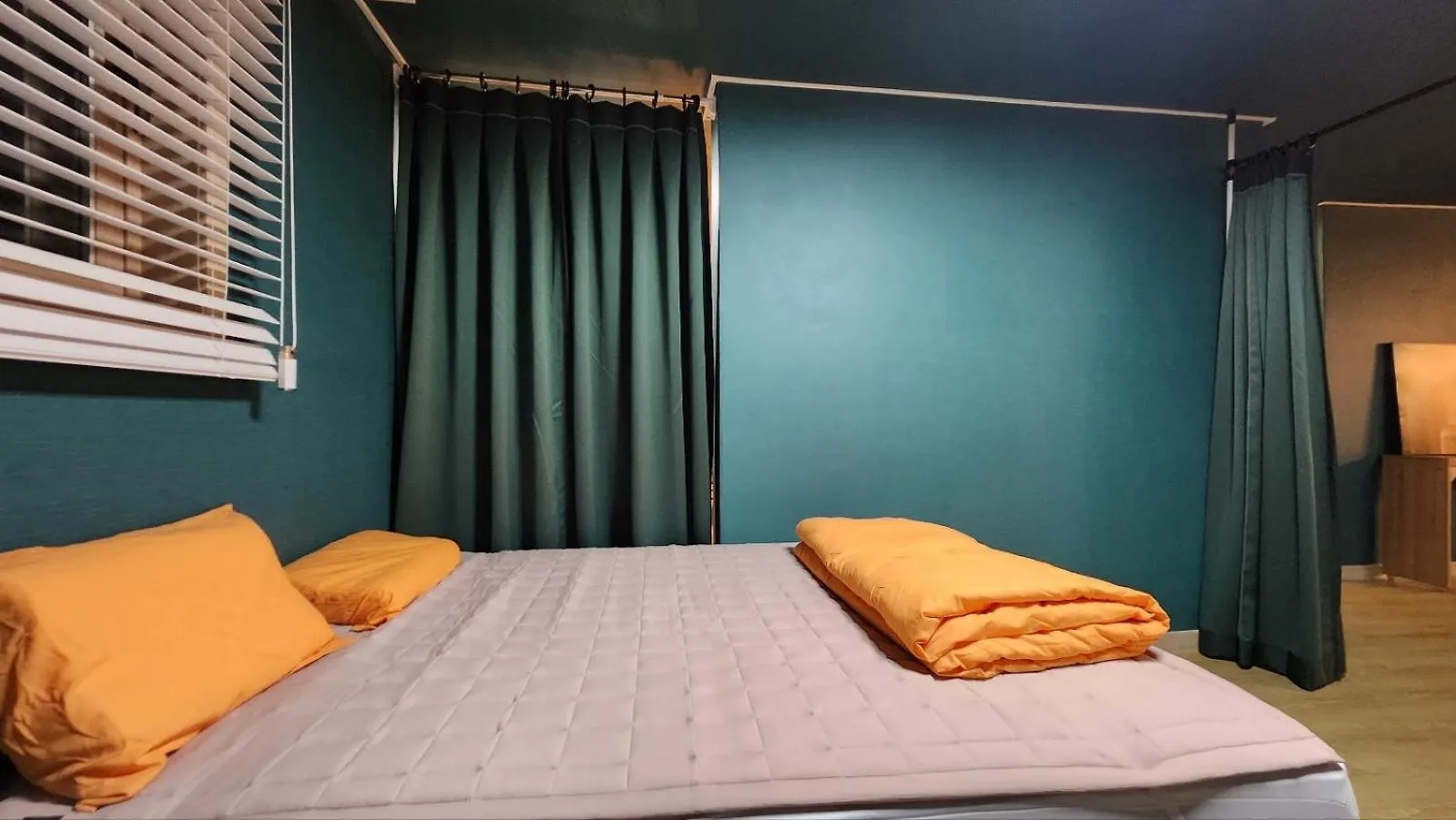 Wisma tamu A Bridge House 1C Hotel Incheon